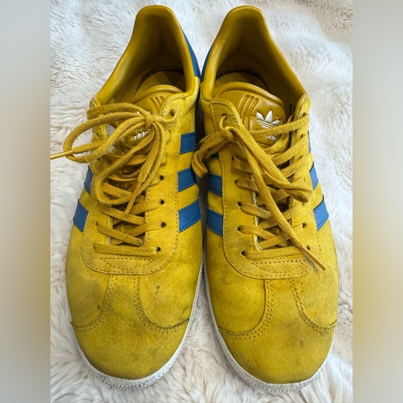 Adidas Gazelle Golden Yellow Sneakers with Blue Stripes Men 9 Women ~11 - Picture 5 of 13